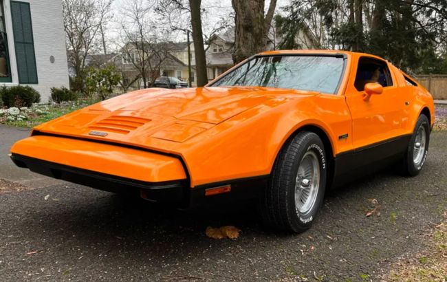 Незвичайний раритет: на продаж виставили рідкісний спорткар 70-х (фото)