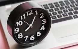 Когда переводят часы на летнее время 2026: точная дата