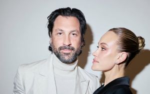 Total black і світлий контраст: Чмерковський із дружиною порушили правило парних образів