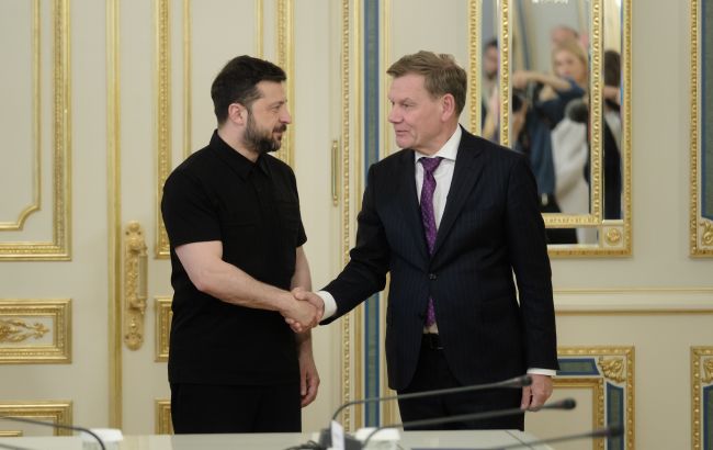 Зеленский попросил Германию повлиять на Венгрию относительно санкций против РФ