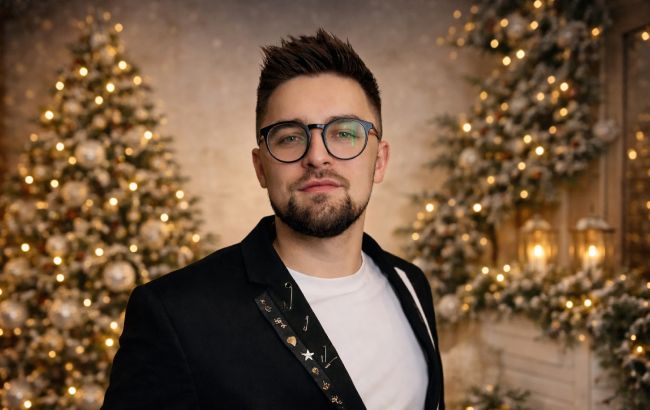 JULIK: Громкие празднования - после победы. Сейчас время смыслов, а не фейерверков