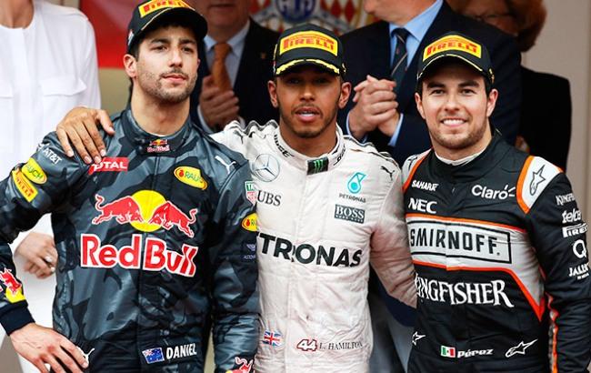 Формула-1 Монте-Карло: Хэмилтон стал "человеком дождя"