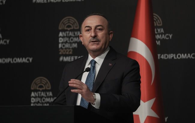 Туреччина хоче, аби Захід посадив Україну за стіл переговорів з РФ