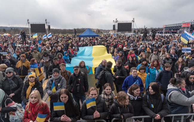 Скільки українських біженців зіткнулися із агресивним ставленням у Чехії: опитування