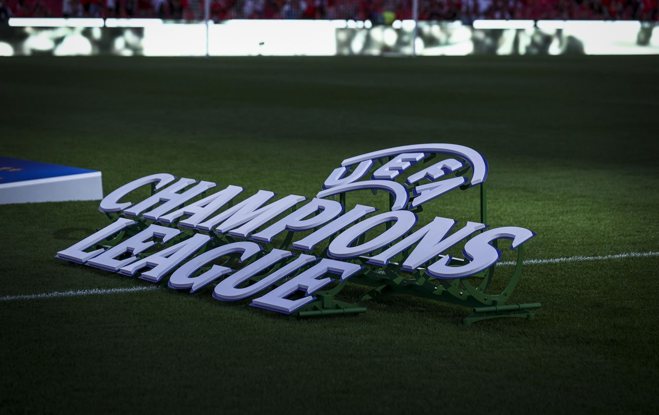 Ліга чемпіонів шокує результатами: фіаско "Ліверпуля" та неймовірний камбек "Барселони" Kép