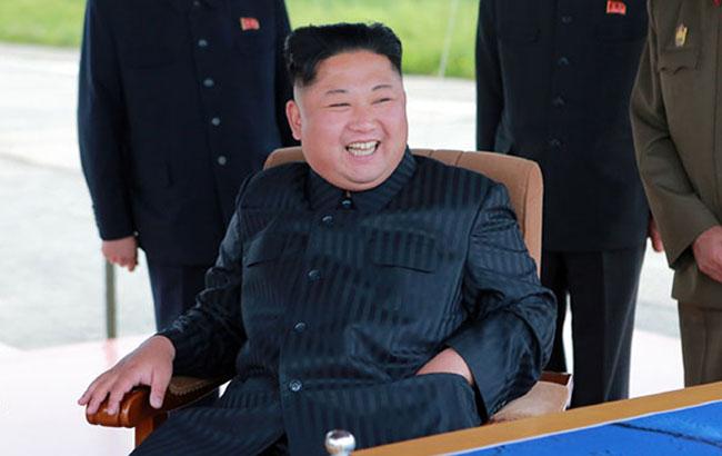 Лидер КНДР заявил, что ядерная кнопка "всегда на его столе"