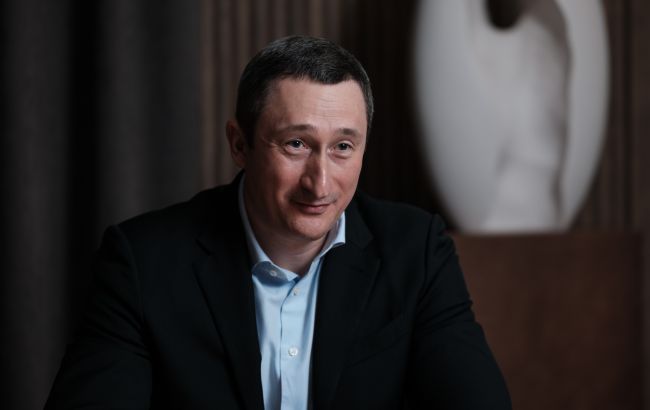 Сам  прийшов у НАБУ: міністру ніціональної єдності Чернишову вручили підозру