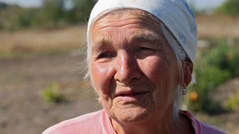 "Я уже не боюсь". Вывезенная насильно в Россию 76-летняя украинка вернулась домой, преодолев 4000 км