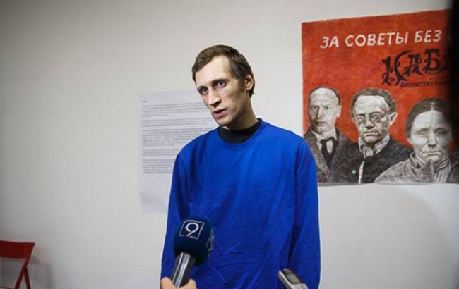 Журналист рассказал детали о нападении на выставку художника Чичкана