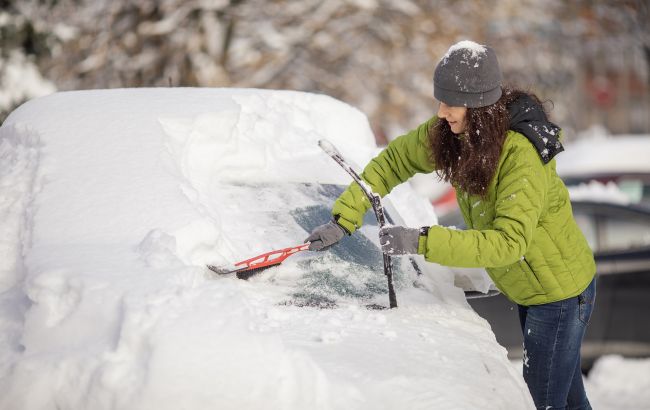 Що категорично заборонено робити з машиною в мороз: 7 порад, які врятують ваше авто