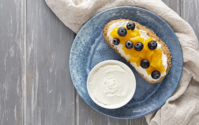 Готовится очень просто: рецепт домашнего сыра Филадельфия