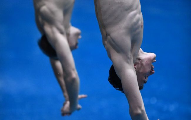 Шаг к пьедесталу: украинцы стали четвертыми на ЧМ по синхронным прыжкам