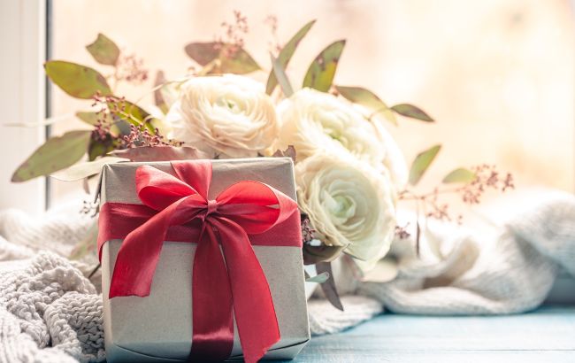 "Пусть слезы только от счастья": кто празднует день ангела 28 марта и как красиво поздравить именинника