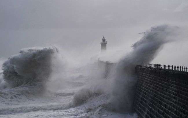 Шторм обрушился на север Италии: возле Милана погиб человек