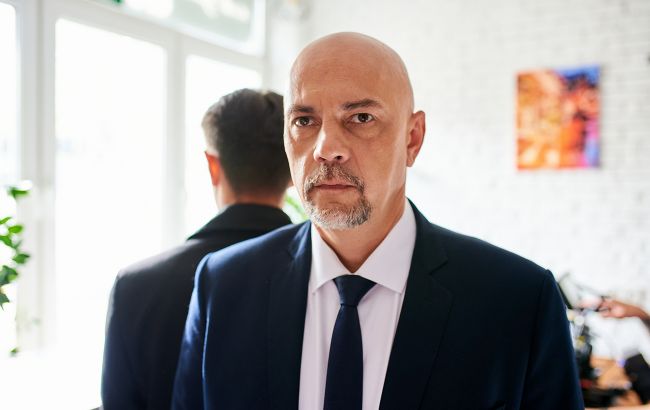 Самый "мистический" актер Андрей Дебрин рассказал, как изменить мир