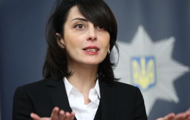 Деканоидзе призвала украинцев поддерживать полицейских