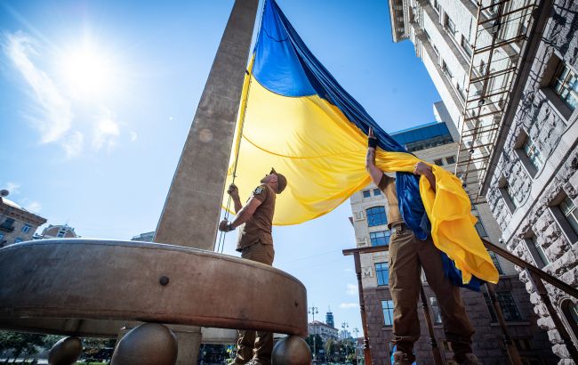От УНР до распада "совка". Факты о флаге Украины, которые мало кто знает