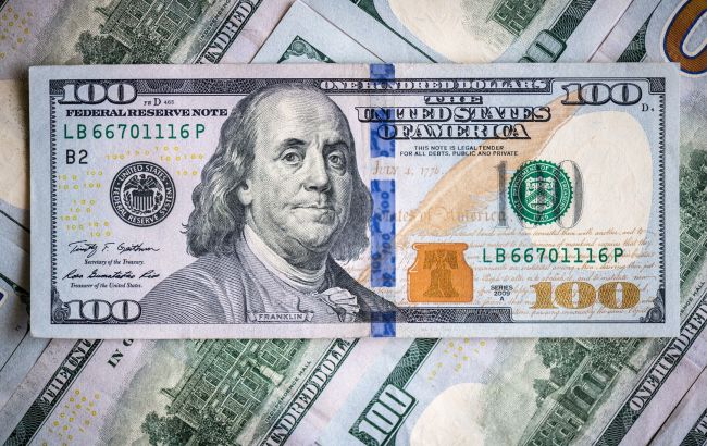 Вже не 50 гривень: уряд покращив прогноз щодо курсу долара у 2023 році
