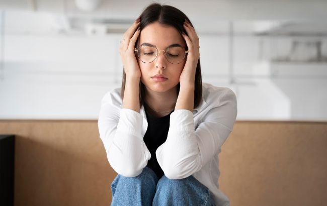 Сила правды против культуры молчания: в Британии меняют правила игры для жертв и свидетелей домогательств