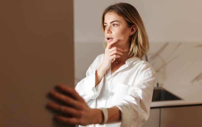 Ось що потрібно зробити з холодильником, щоб він не "з'їдав" електроенергію