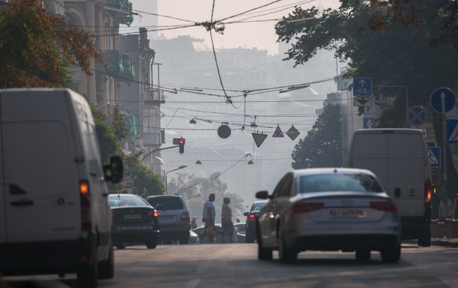 Київ затягунув густий туман: у ДСНС пояснили, що сталось