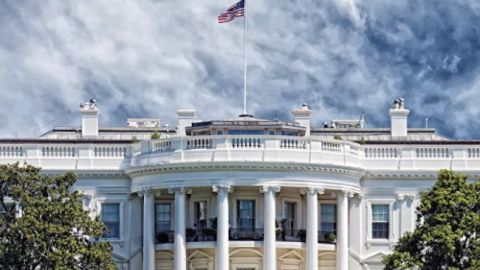 Трамп обсудит со Столтенбергом взносы в бюджет НАТО