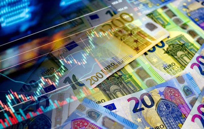 Курс євро перевищив 51 гривню. Як конфлікт навколо Гренландії впливає на вартість валюти