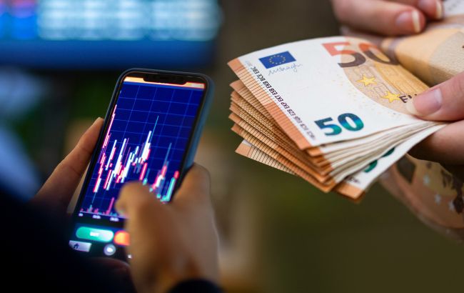 Банки подняли стоимость евро выше 51 гривны. Какого курса ожидать в феврале