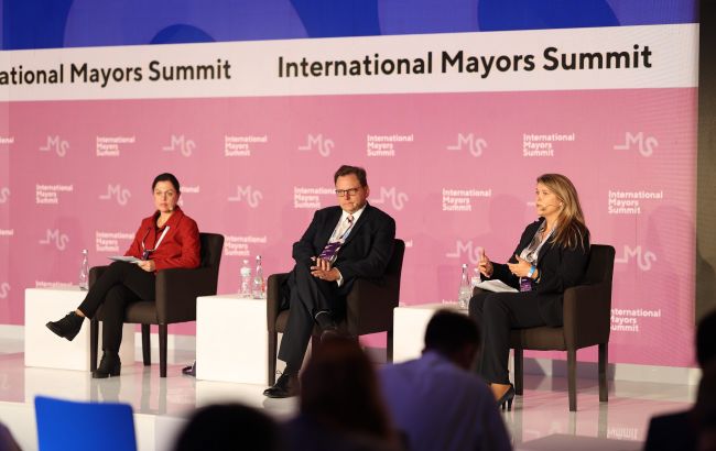 4-й Международный саммит мэров в Киеве собрал более 50 городских голов
