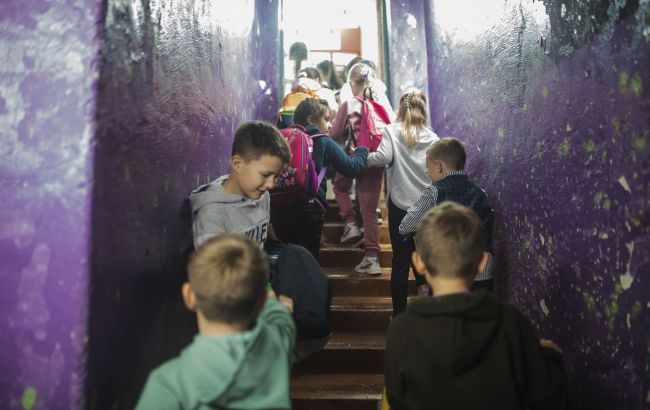 Школы Киева идут на весенние каникулы: когда и как долго будут отдыхать ученики