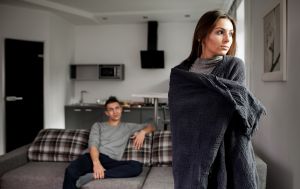 Кохання вже немає: 11 ознак, що чоловік охолов, але ви це не помічаєте