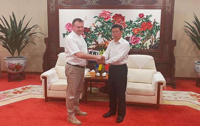 Украина намерена сотрудничать с Китаем в программе исследования Луны и Марса