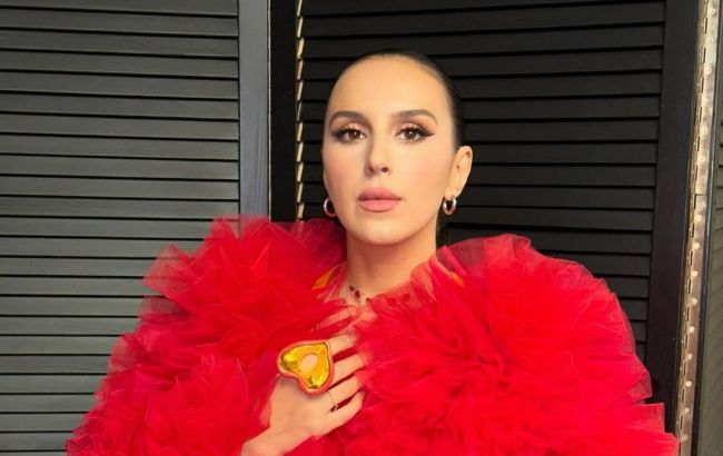 "Ужасное качество". Джамала разнесла песни для нацотбора на Евровидение-2026 (видео)