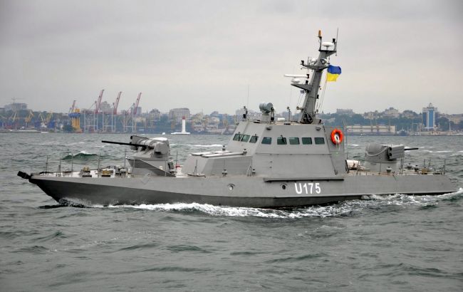 Україна завершила експертизу військового катера, який повернула Росія