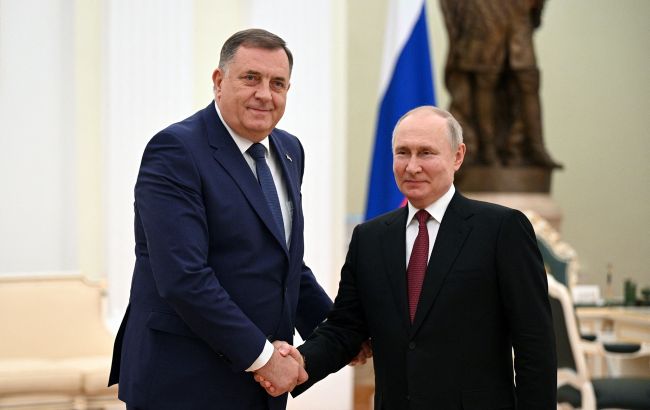 Россия увеличивает влияние на Западных Балканах. Bloomberg рассказало о причинах