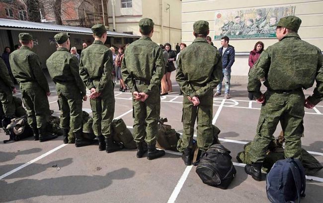 Росія призвала до своєї армії близько 19 тисяч кримчан з 2014