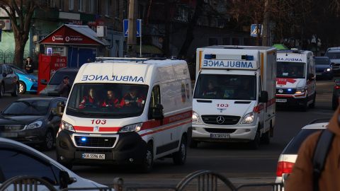 В Днепре ребенок упал с высоты в заброшенном здании: что известно