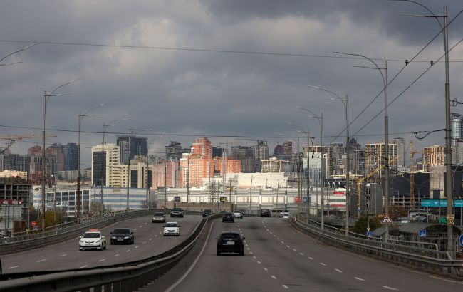 До +31 и без осадков: синоптики дали прогноз погоды в Украине на сегодня