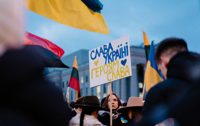 Украинцы могут потерять льготы в стране ЕС: причины