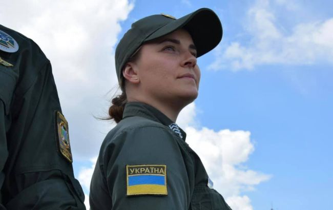 Мінус 10 тисяч доларів, плюс кримінальна справа. Чоловік хотів перехитрити прикордонників