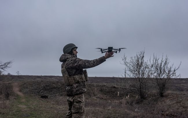 Нацгвардия атакует логистику россиян в Херсонской области с помощью дронов (видео)