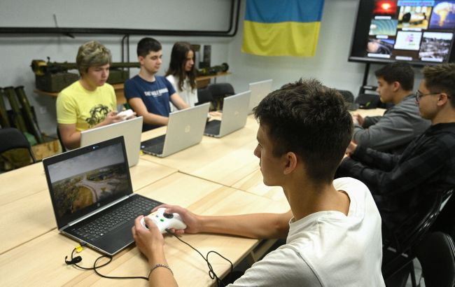 Как научиться управлять FPV-дроном: 5 лучших бесплатных симуляторов для Windows