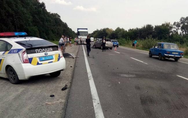 В результате ДТП во Львовской области пострадали 5 человек