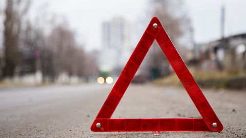 В Киеве столкнулись четыре автомобиля, один из них перевернулся