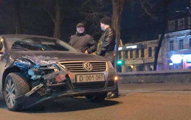 В Киеве произошло ДТП с участием автомобиля дипломатов РФ