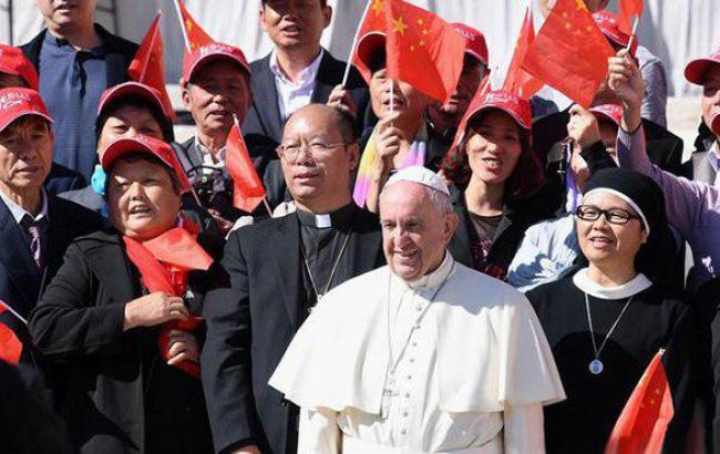 Китай і Ватикан підписали історичну угоду про призначення єпископів