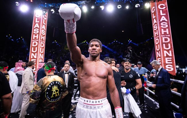 Ентоні Джошуа публічно викликав на бій Тайсона Ф&rsquo;юрі після перемоги над Джейком Полом