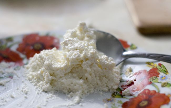 Кому нельзя есть творог: посмотрите, есть ли вы в списке