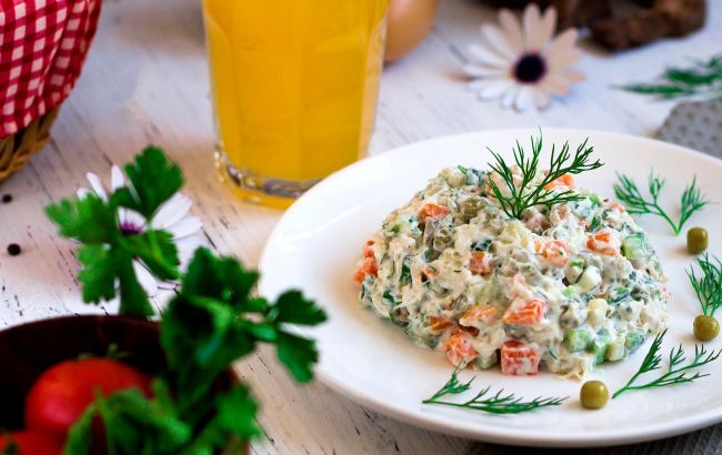 Замість ковбаси і м'яса: незвичний інгредієнт для вибухового смаку Олів'є