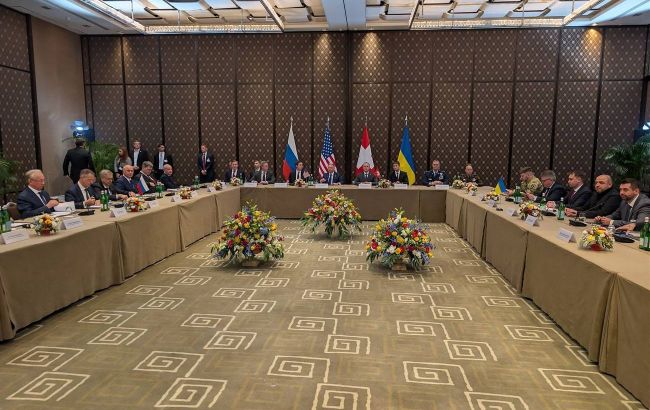 США вірять у можливість переговорів України та РФ, попри війну в Ірані, - Bloomberg